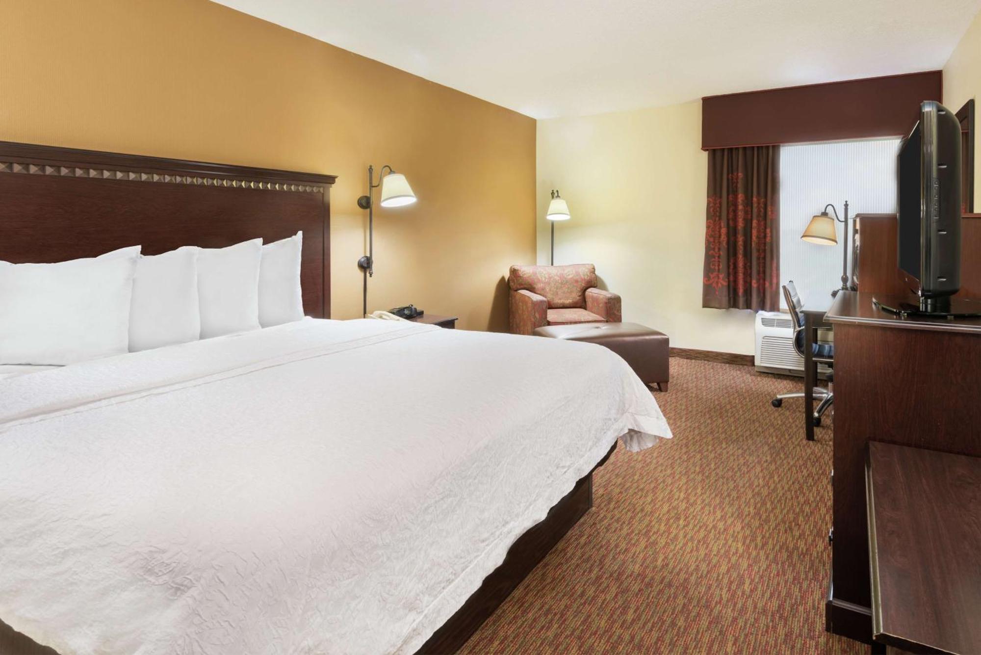 Hampton Inn Charlotte University Place Exterior photo