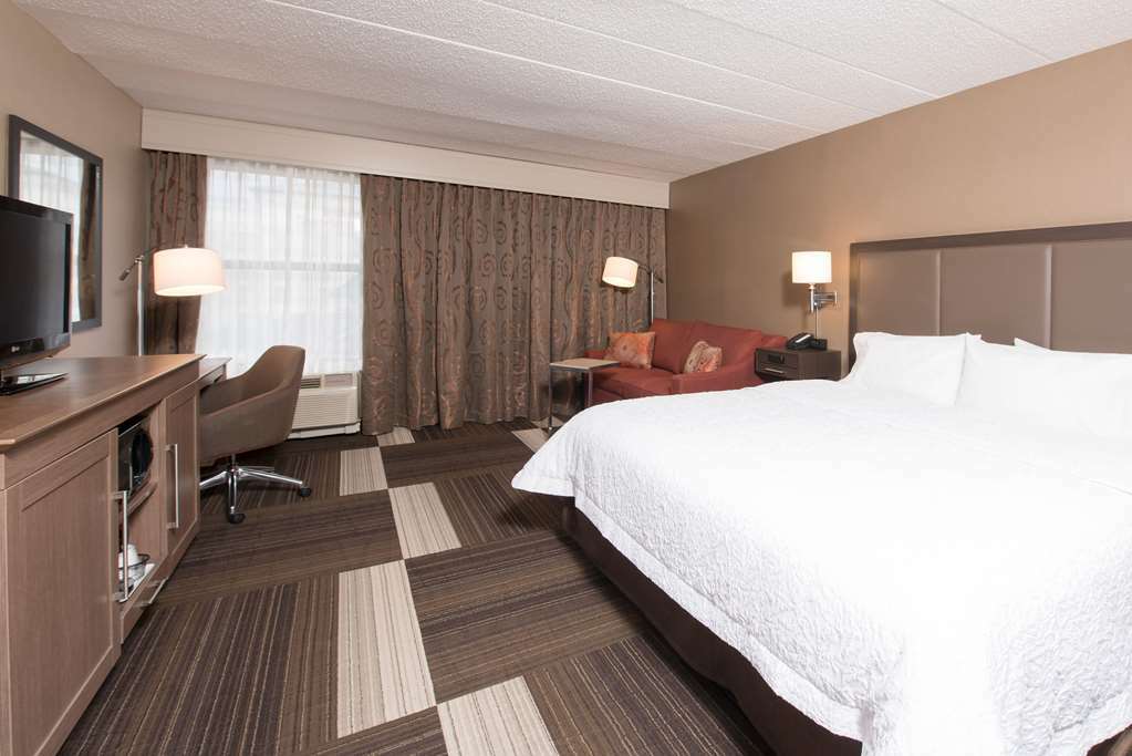 Hampton Inn Charlotte University Place Room photo
