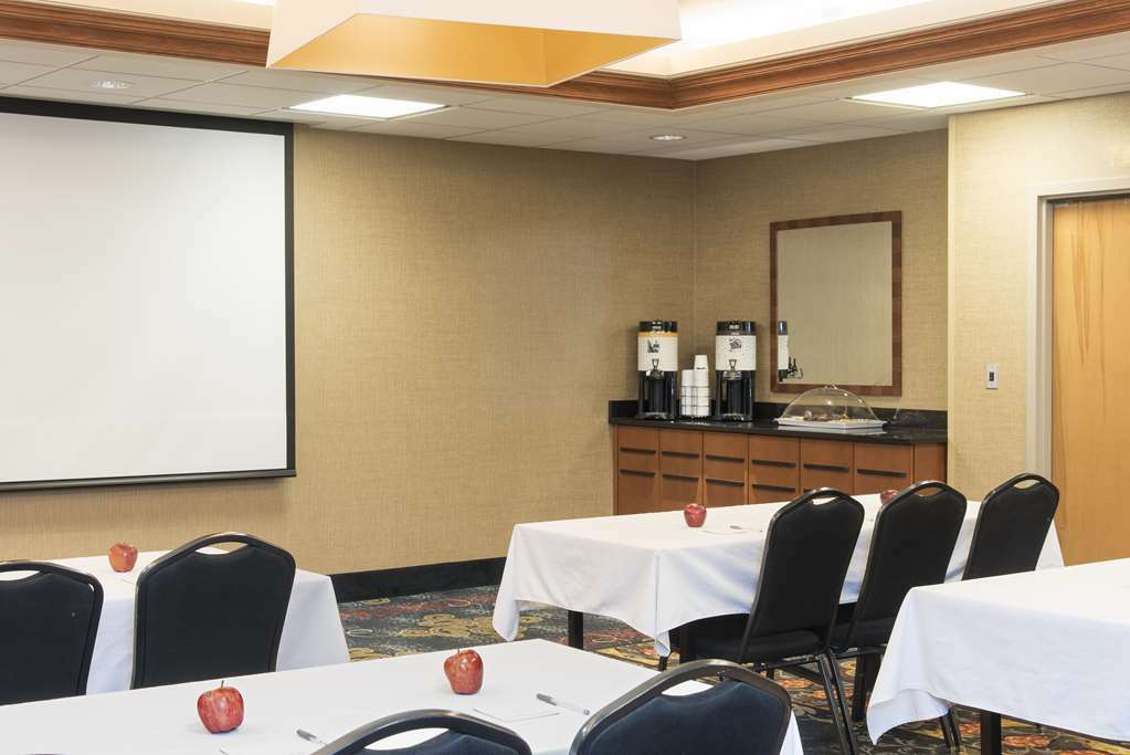 Hampton Inn Charlotte University Place Facilities photo